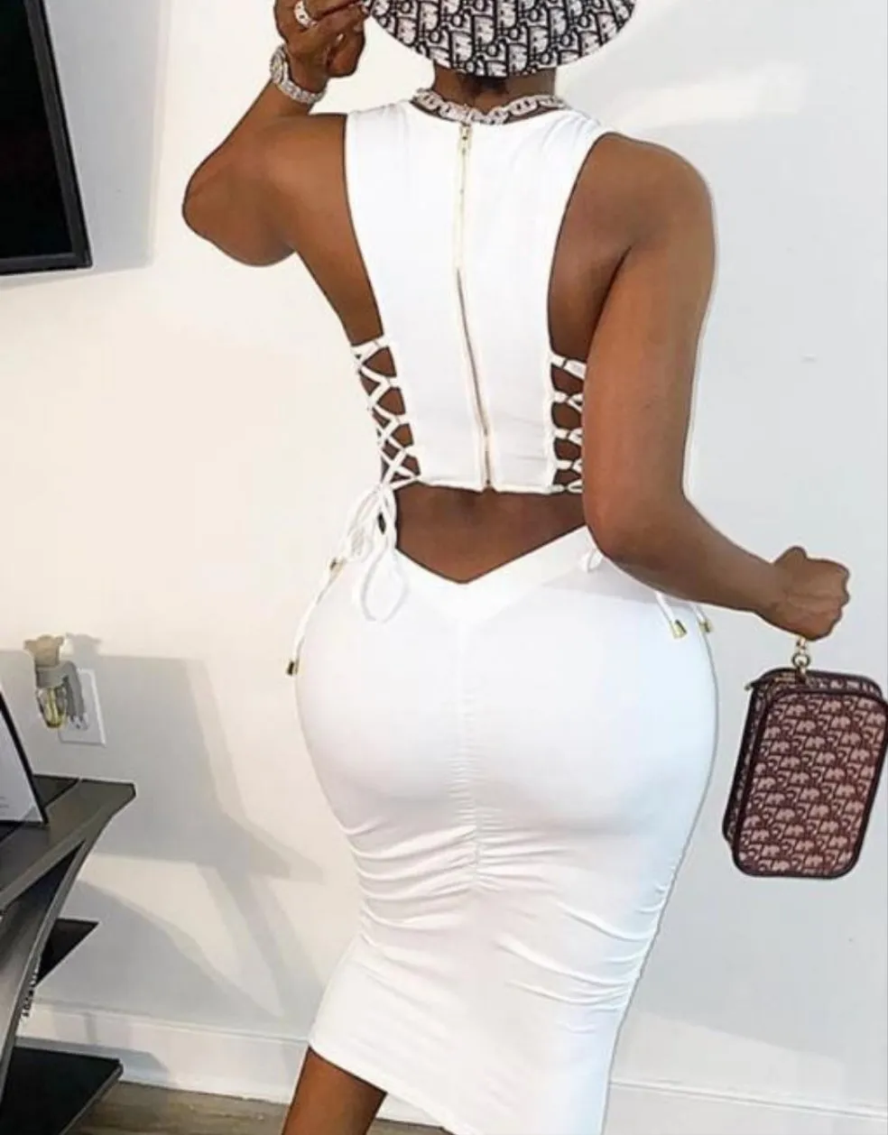Ex Marks the Spot Slim Fit Backless Dress