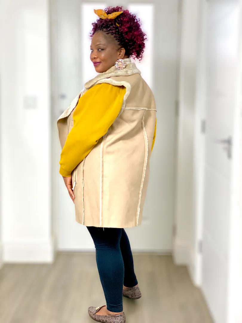 Leather Vest Coat With Fur Trim In Nude